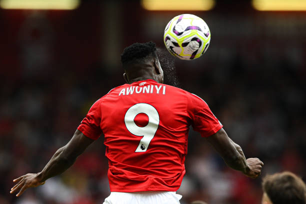 其中球衣胸 其中球衣胸