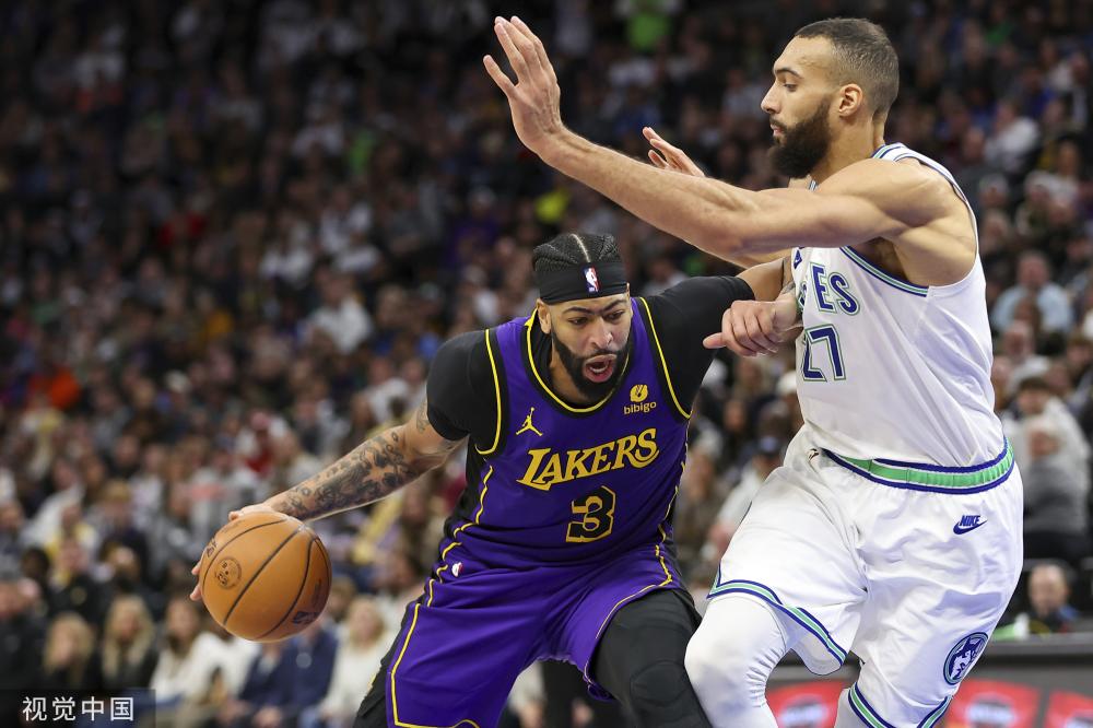 中场艺术 中场艺术