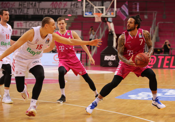 这场比赛中 这场比赛中